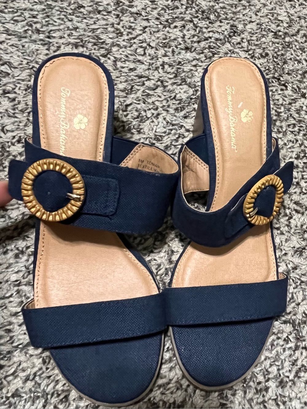 Tommy Bahama Navy Slide Sandals with Decorative Buckle Size 8 “Like New”